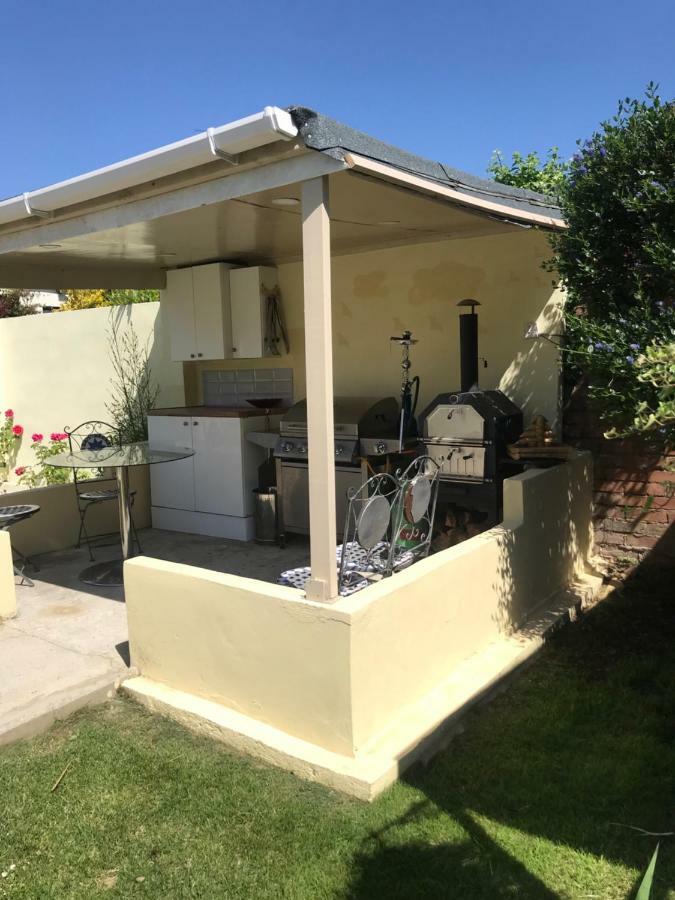 Studio apartment Rainham  Esterno foto
