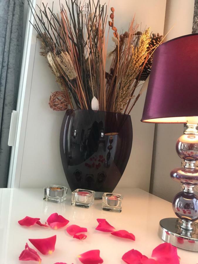 Studio apartment Rainham  Esterno foto